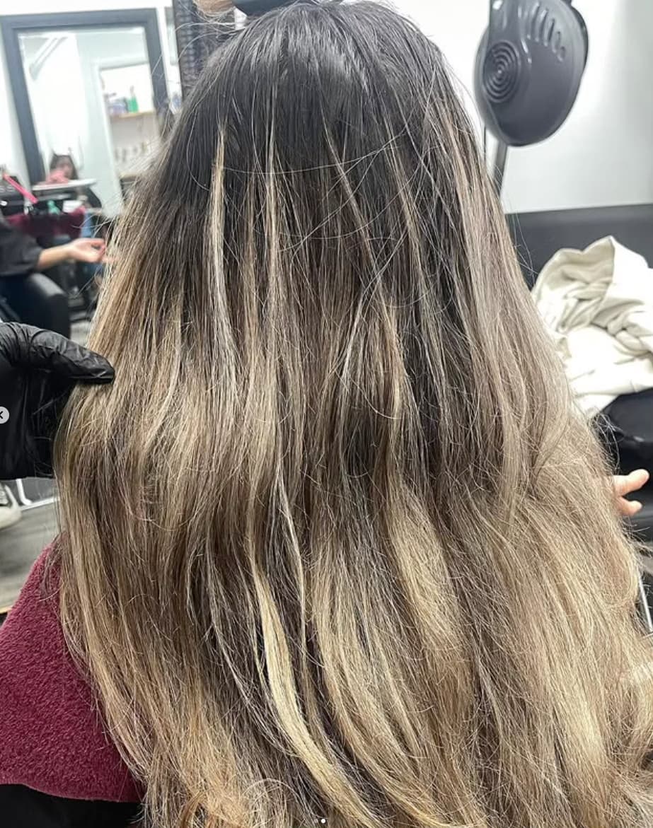 Antes — Corrección de color en Chic Salon Charlotte